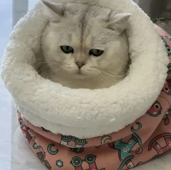 DOWNYPAWS - Sac de couchage pour chat: nid semi - fermé 360° chaud doux en peluche