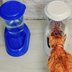 FERPLAST - Ferplast distributeur de croquettes pour chiens et chats zenith, 3 litres, distributeur de croquettes pour animaux, fond