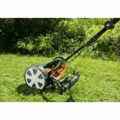 GARDENA - Tondeuse a gazon hélicoidale 330 classic - - coupe sans friction - guidon ergonomique - surface tonte max 150m²