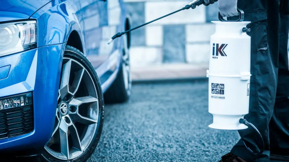 IK SPRAYERS - Pulvérisateur industriel à pression préalable ik 9