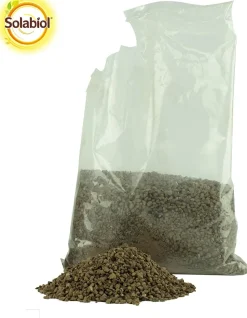SOLABIOL - Sofray750 - engrais fraisiers et petits fruits - 750g -stimulateur de croissance - utilisable en agriculture biologique